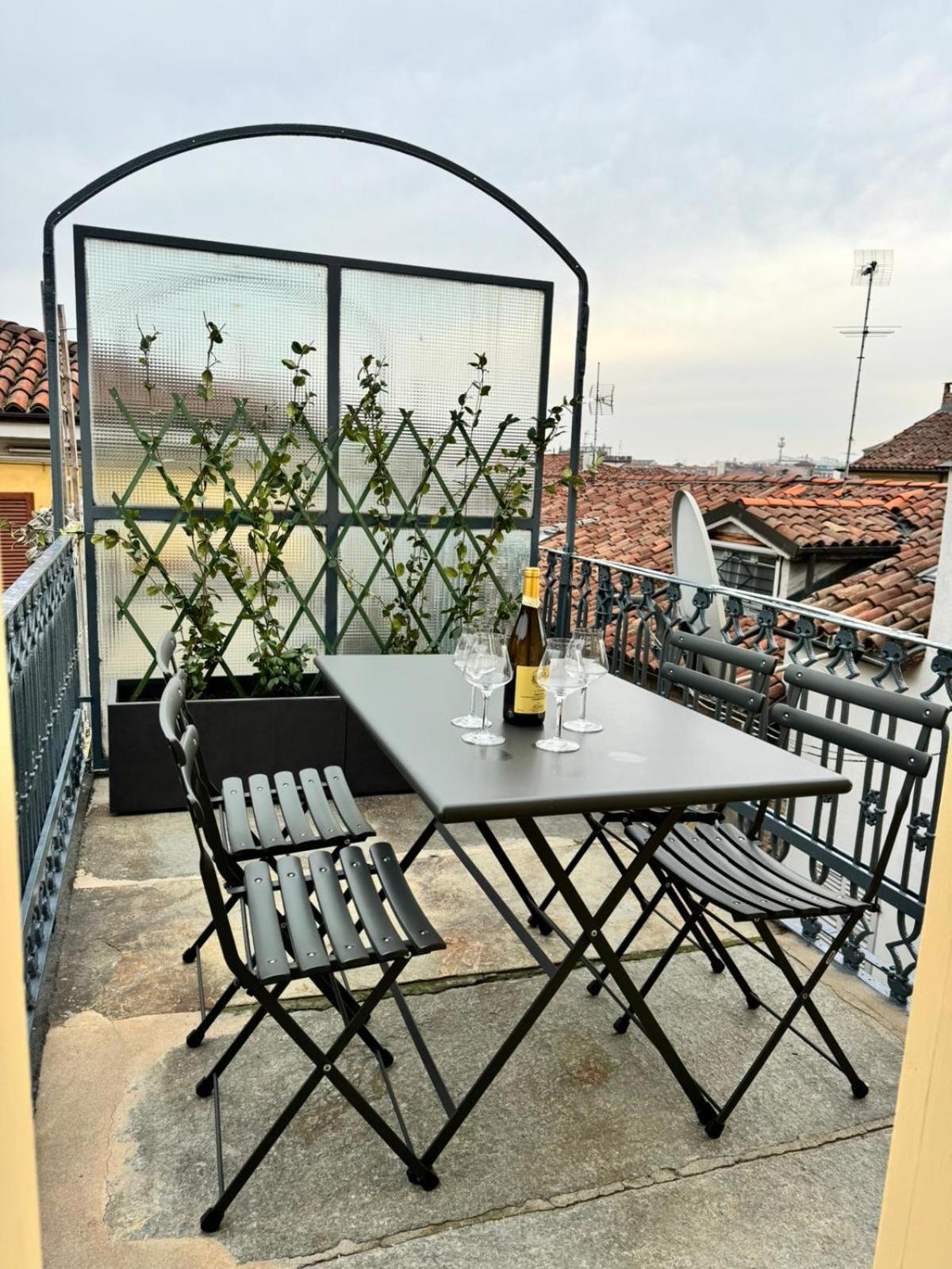 Le Tre Ca', Ca' Cecilia, Ca' Nina, Ca' Vittoria Apartment Asti Exterior photo